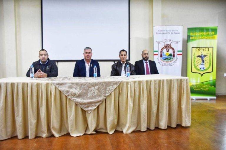 Curso de Capacitación de «Buenas prácticas para la elaboración del Presupuesto 2024», contó con presencia del Gobernador interino de Itapúa