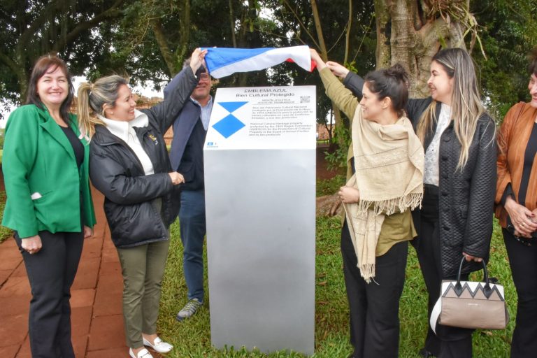Misiones Jesuíticas de Santísima Trinidad del Paraná y Jesús de Tavarangué recibieron el escudo azúl de la UNESCO