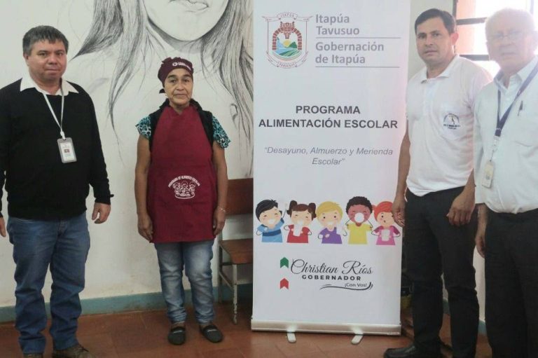 Actividad conjunta de las Secretarías de Educación y Ciencias y de Asuntos Indígenas y Campesinos de la Gobernación de Itapúa