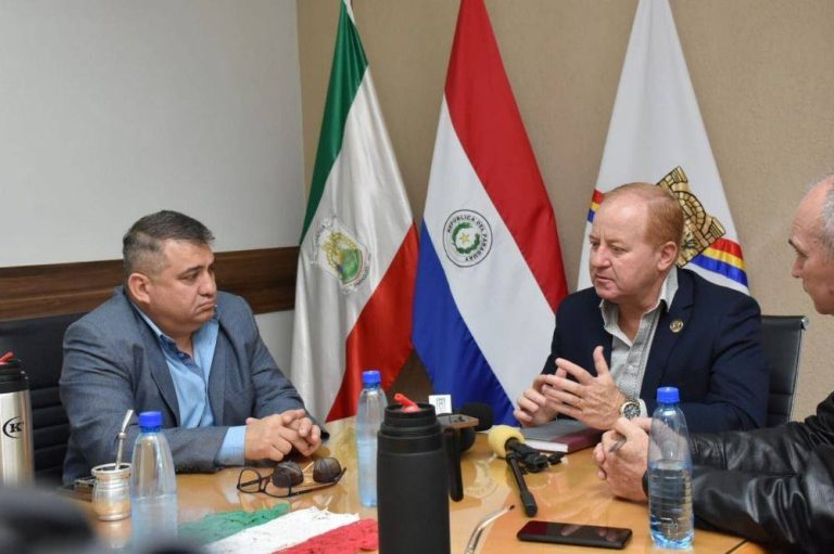 Gobernador de Itapúa se reúne con Intendentes del Área Metropolitana de Encarnación