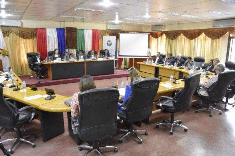 Entrega de Distinción y Reconocimiento por parte del gobierno departamental contó con participación del Gobernador de Itapúa