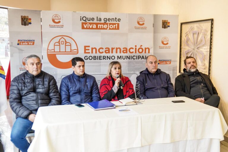 Gobierno departamental apoya a los participantes del campeonato nacional de handball