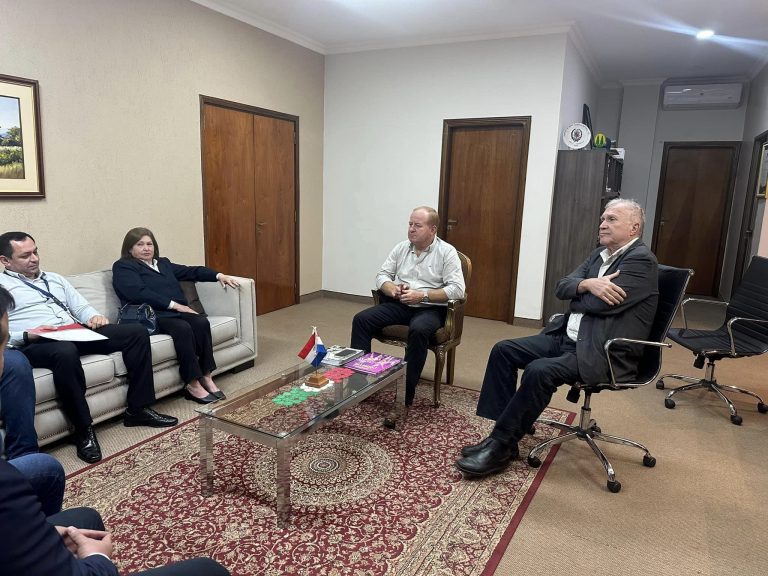 Visita protocolar del nuevo director de migraciones zona 6