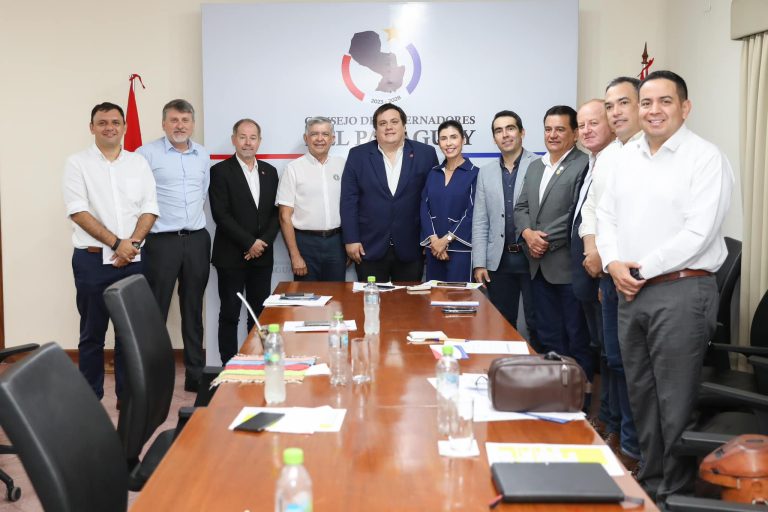 Reunión en consejo de gobernadores para coordinar gestión de emergencias en Itapúa