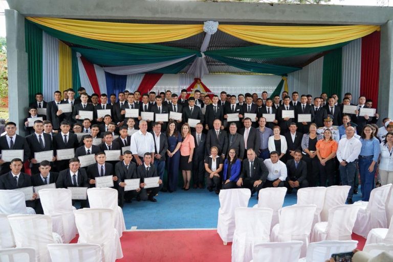 GRADUACIÓN DE 79 TÉCNICOS EN MECANIZACIÓN AGRÍCOLA DEL CEMA – PIRAPÓ