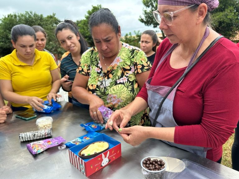 JORNADA DE CAPACITACIÓN “ROSCAS Y HUEVOS DE PASCUA” EN SAN RAFAEL DEL PARANÁ