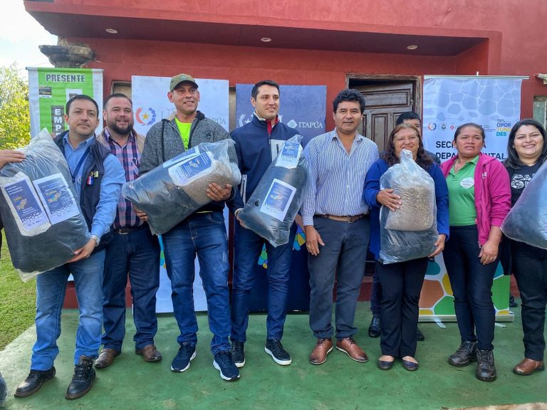 ENTREGA DE KITS DE HUERTA FAMILIAR EN CORONEL BOGADO, SAN PEDRO DEL PARANÁ, COMUNIDADES INDÍGENAS Y ESCUELAS