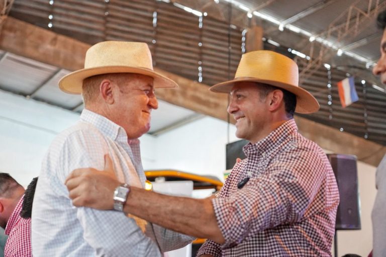 GOBERNADOR JAVIER PEREIRA ACOMPAÑÓ LA XIV FIESTA NACIONAL DEL AGRICULTOR EN CORONEL BOGADO