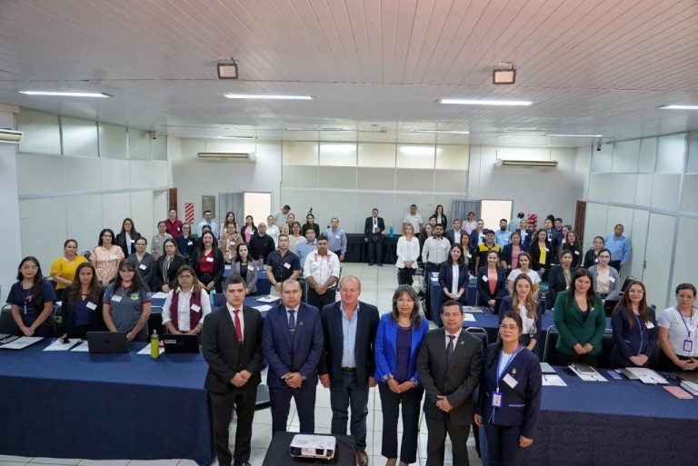 Se da inicio a la capacitación interinstitucional sobre el Modelo Estándar de Control Interno – MECIP 2015 en la Gobernación de Itapúa.