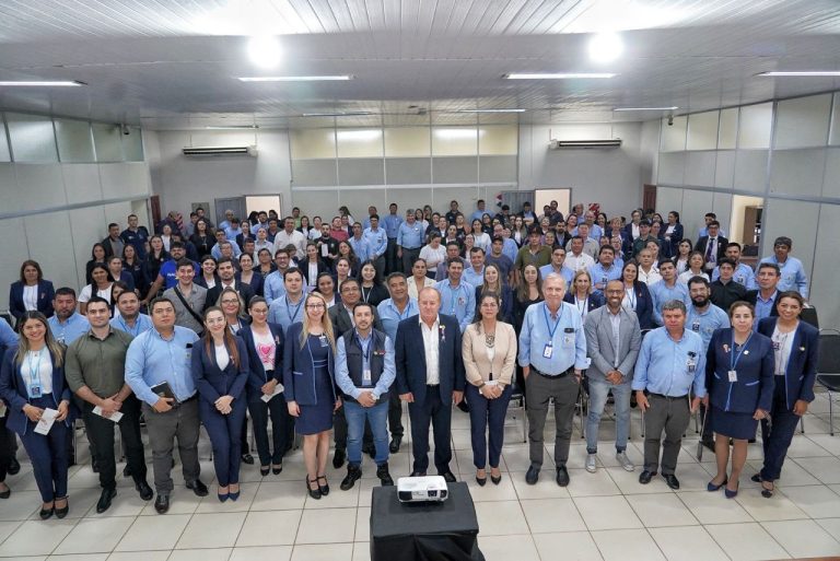 CAPACITACIÓN Y PRESENTACIÓN DEL PLAN DE TRABAJO ANUAL MECIP 2025 EN LA GOBERNACIÓN DE ITAPÚA