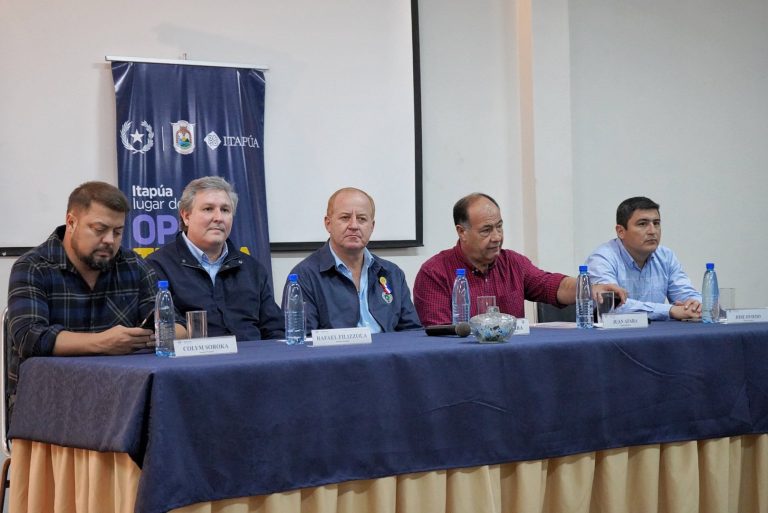DIÁLOGO EN ITAPÚA CON VÍCTIMAS DE LA “MAFIA DE LOS PAGARÉS”