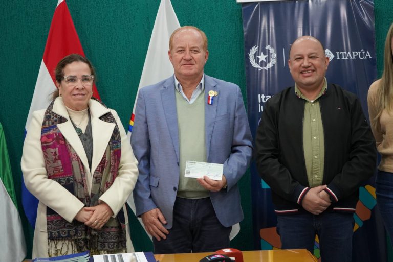 MÁS DE G. 1.240 MILLONES PARA LA EDUCACIÓN EN ITAPÚA