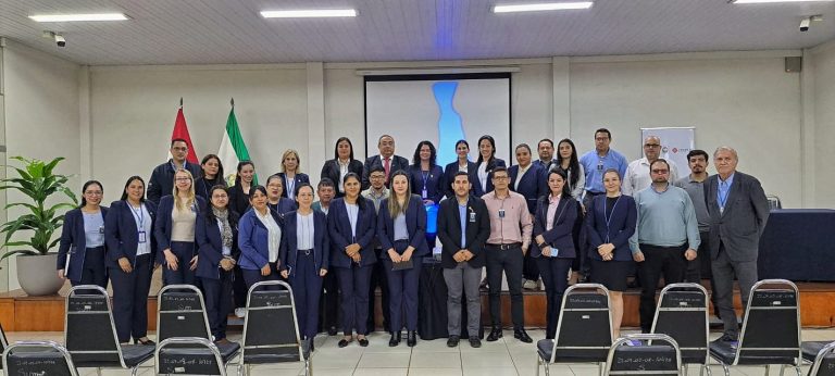 CAPACITACIÓN DE LA AUDITORÍA GENERAL DEL PODER EJECUTIVO A FUNCIONARIOS DEL GOBIERNO DE ITAPÚA