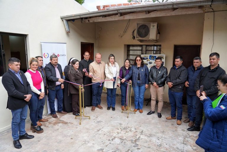 GOBIERNO DE ITAPÚA INAUGURA MEJORAS EN EL HOGAR DE ABUELOS HERMANN PIPPER DE GENERAL DELGADO