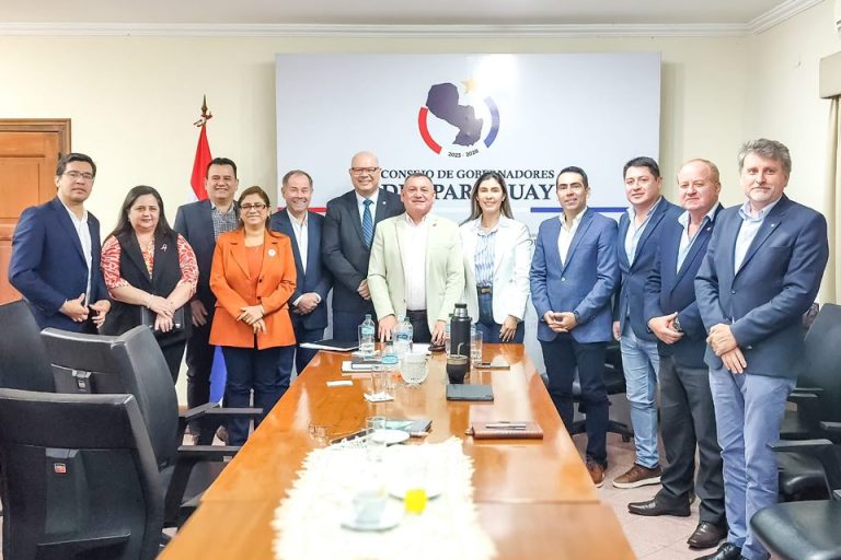 GOBERNADOR DE ITAPÚA PARTICIPÓ DE LA SESIÓN ORDINARIA DEL CONSEJO DE GOBERNADORES DEL PARAGUAY