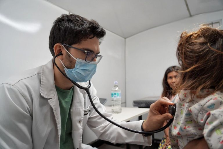 MOVIL SALUD LLEGÓ A LA COMUNIDAD INDÍGENA ÑU HOVY DE PIRAPÓ