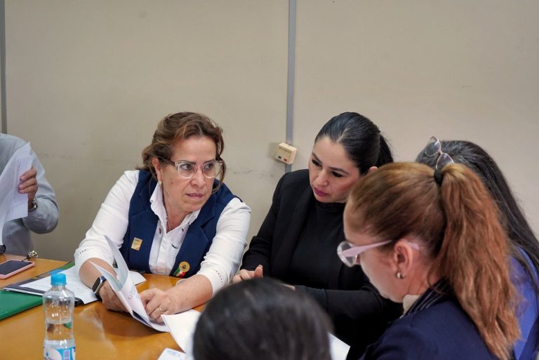 SESIÓN ORDINARIA DEL CONSEJO DEPARTAMENTAL DE EDUCACIÓN DE ITAPÚA