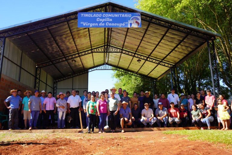 GOBERNADOR JAVIER PEREIRA SIGUE SUMANDO INAUGURACIONES DE OBRAS EN ITAPÚA