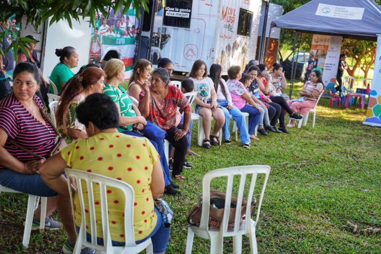 MÓVIL SALUD LLEGA HASTA EL BARRIO PARAÍSO EN ENCARNACIÓN