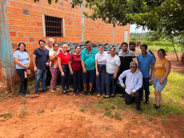 Gobierno de Itapúa fortalece acceso al agua potable en Encarnación.